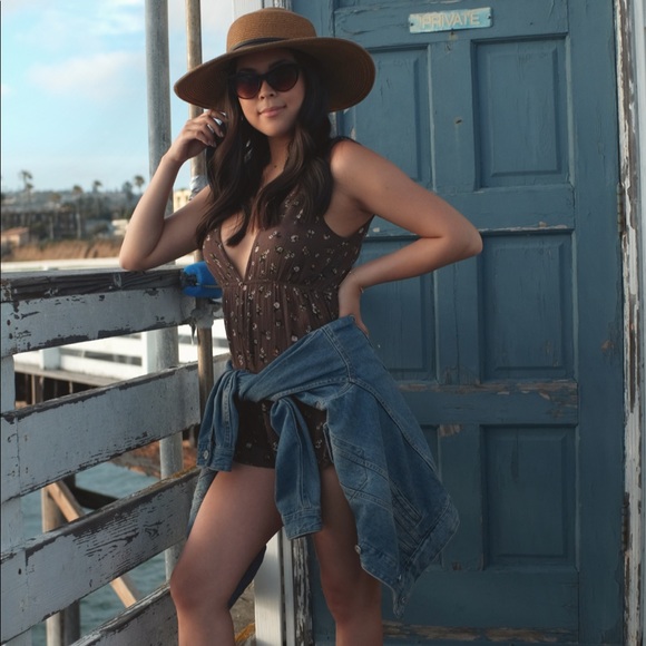 Meet your Posher, Izzy - Picture 1 of 2